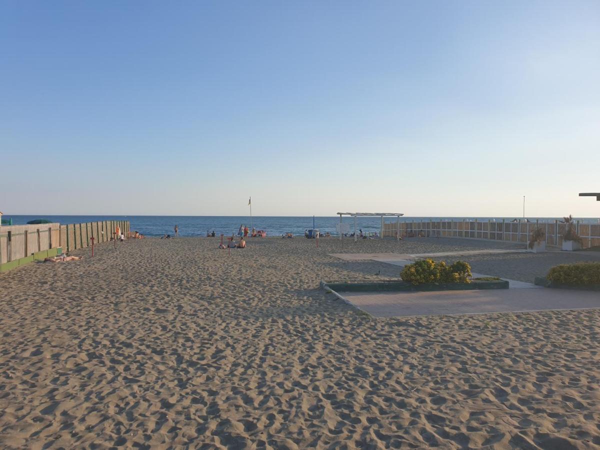 Trilocale Lido Di Roma Daire Lido di Ostia Dış mekan fotoğraf